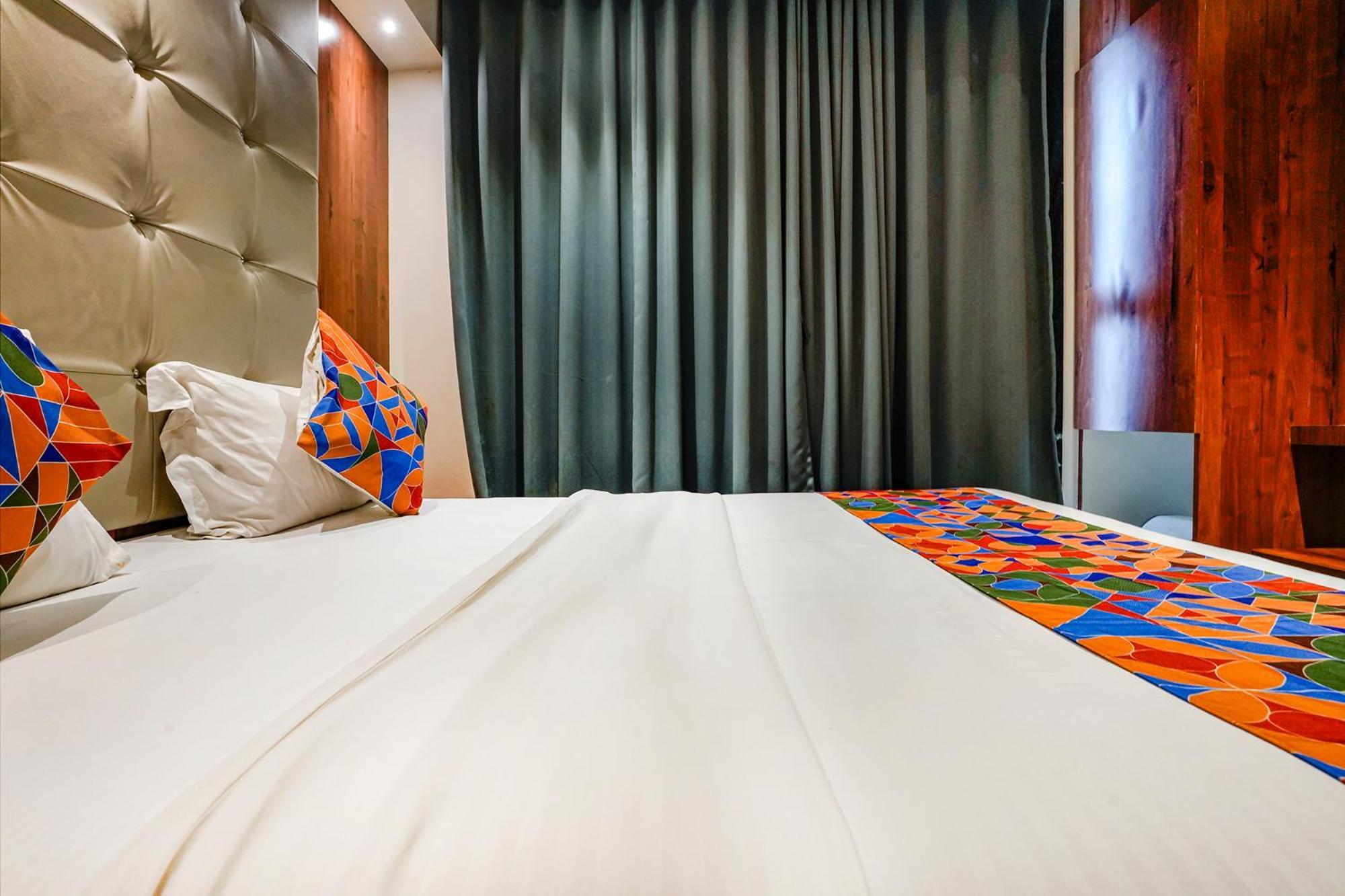 Fabexpress Utsav Residency - Nr Panvel Ξενοδοχείο Jāmb Εξωτερικό φωτογραφία
